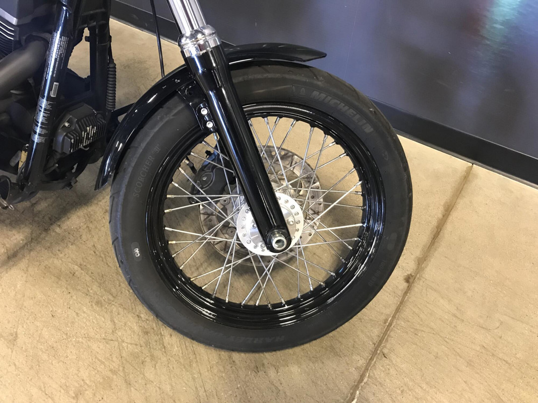 Dyna® Street Bob®