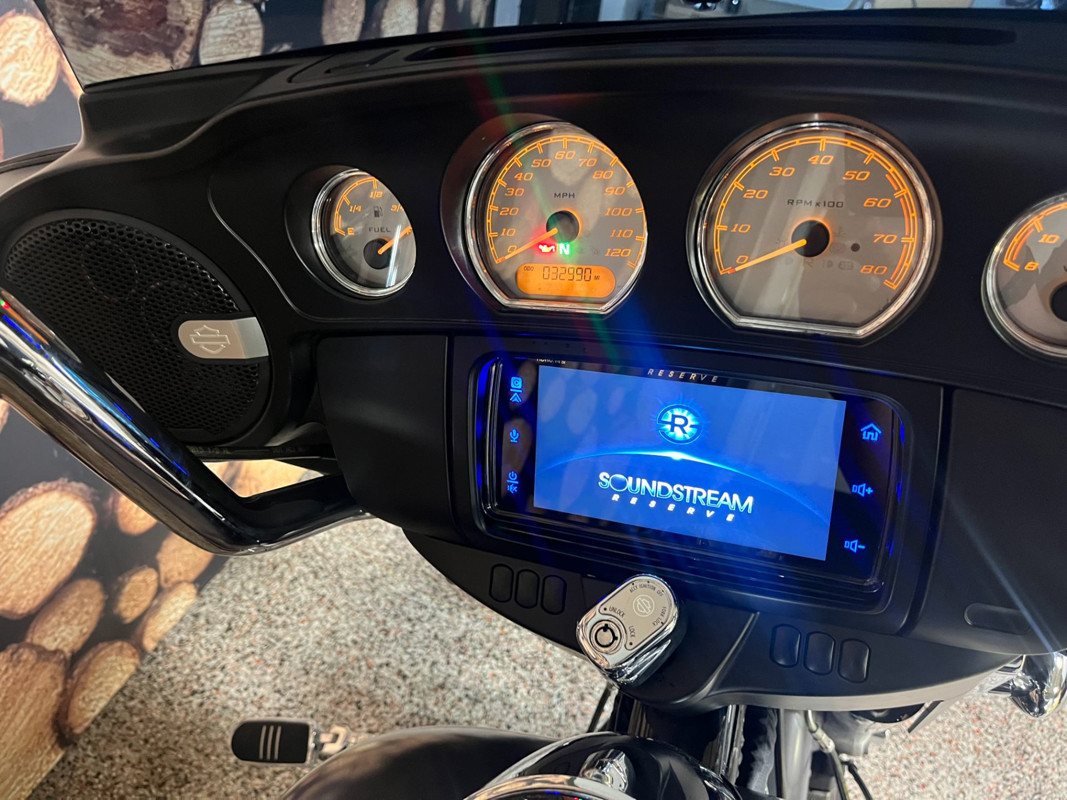 Street Glide®