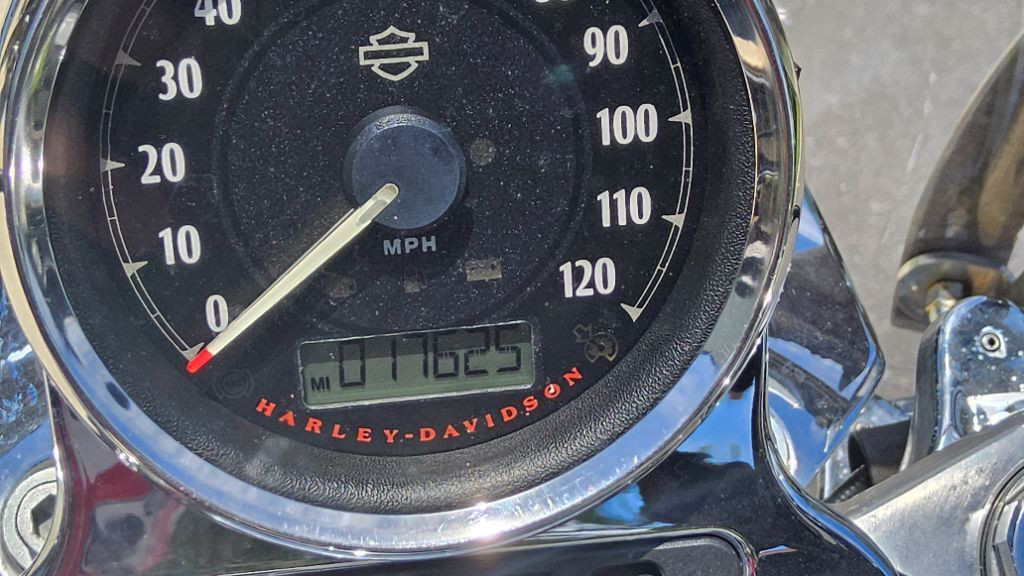 Sportster® SuperLow® 1200T