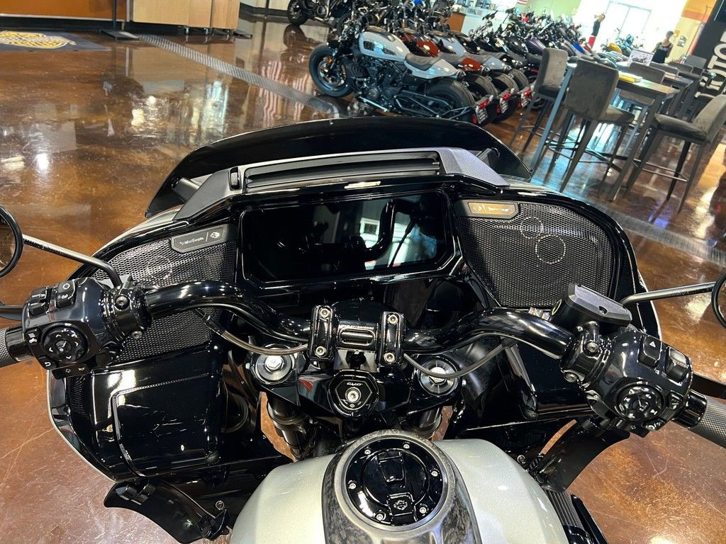 CVO® Road Glide® ST