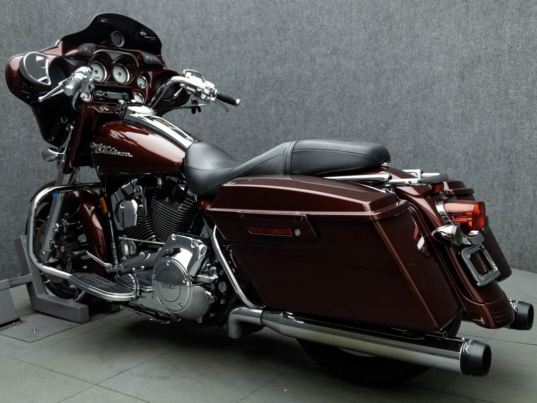 Street Glide®
