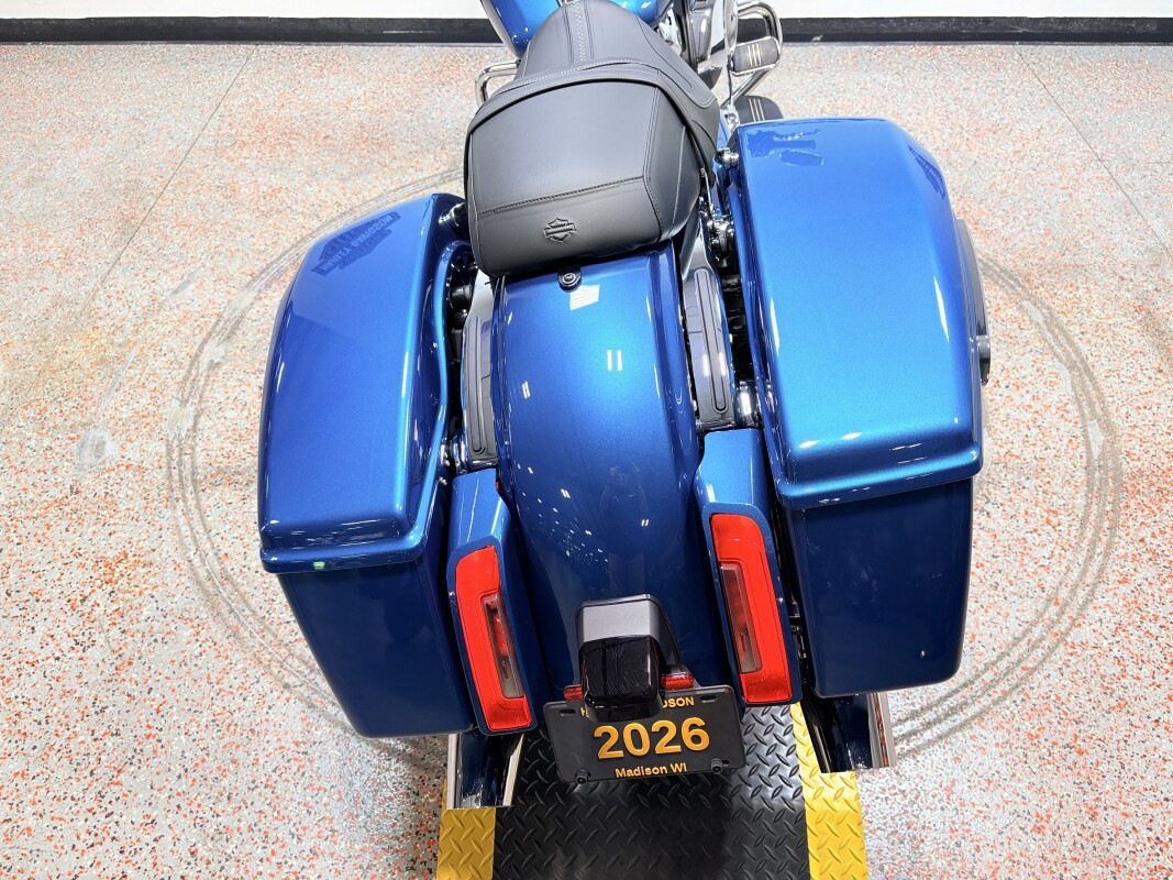 Road Glide®