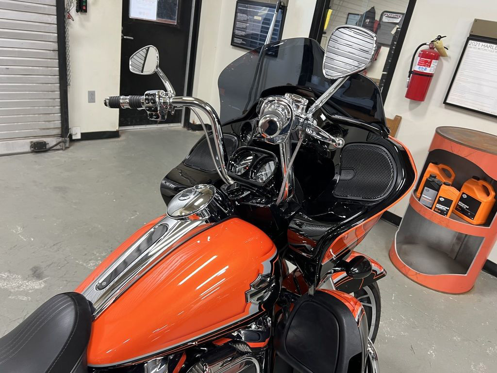 CVO® Road Glide® Limited