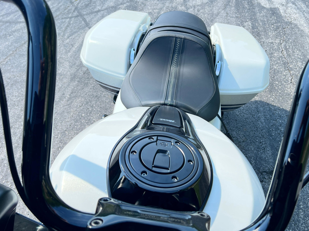Road Glide®