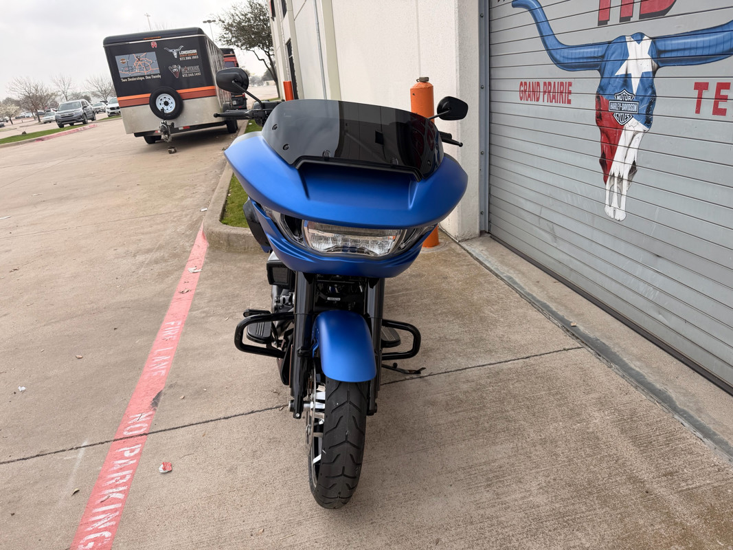 Road Glide®