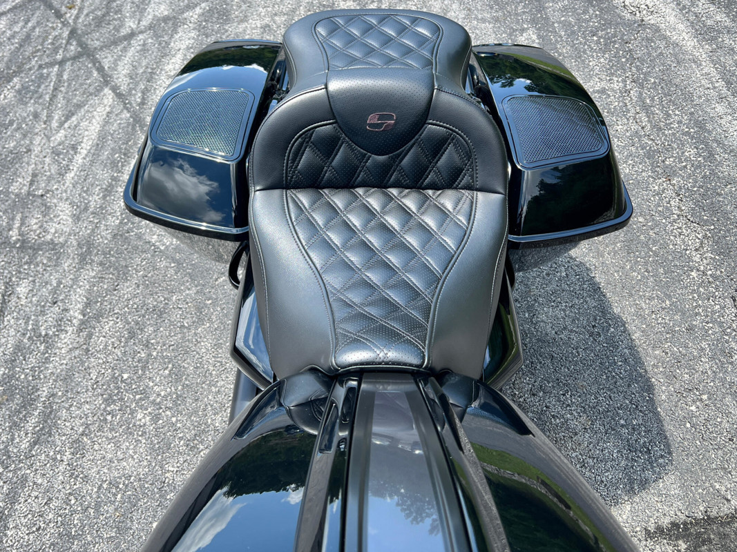 Street Glide® ST