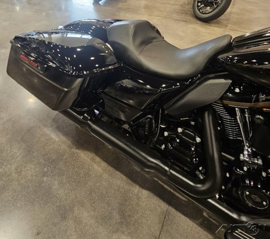 Street Glide® ST