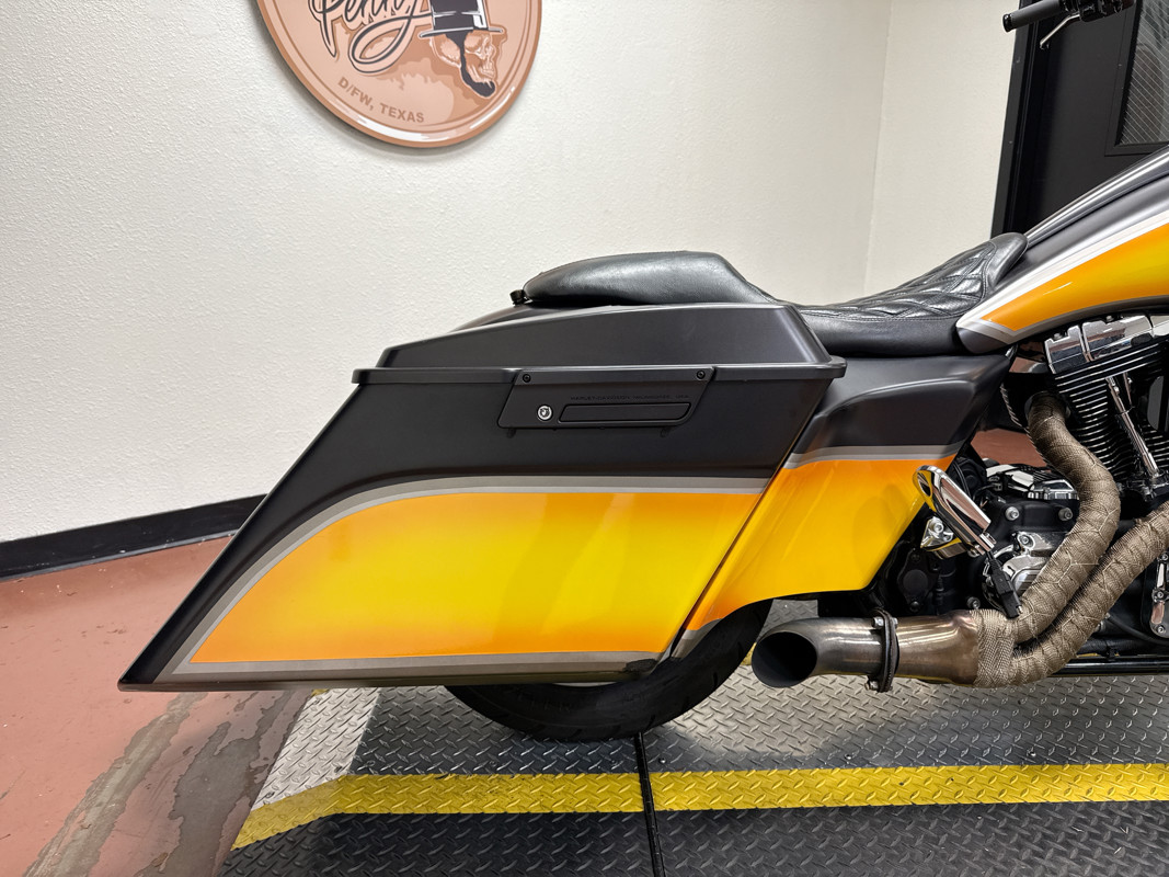 Road Glide® Custom