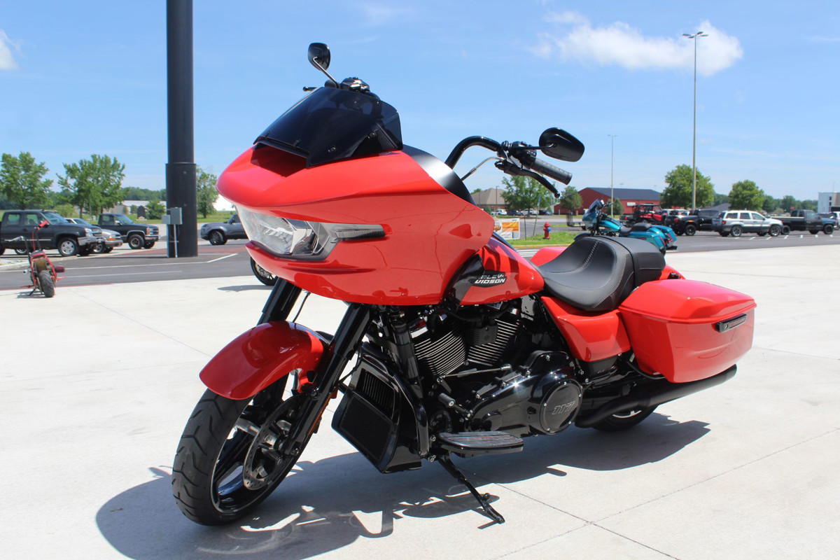 Road Glide®