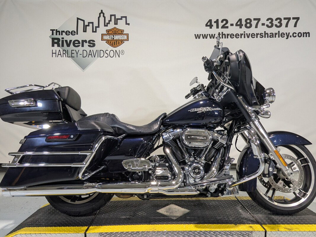 Street Glide®