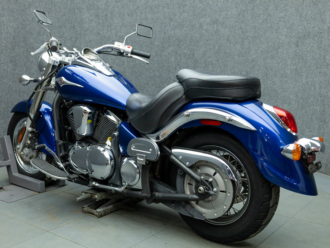 Vulcan 900 Classic 