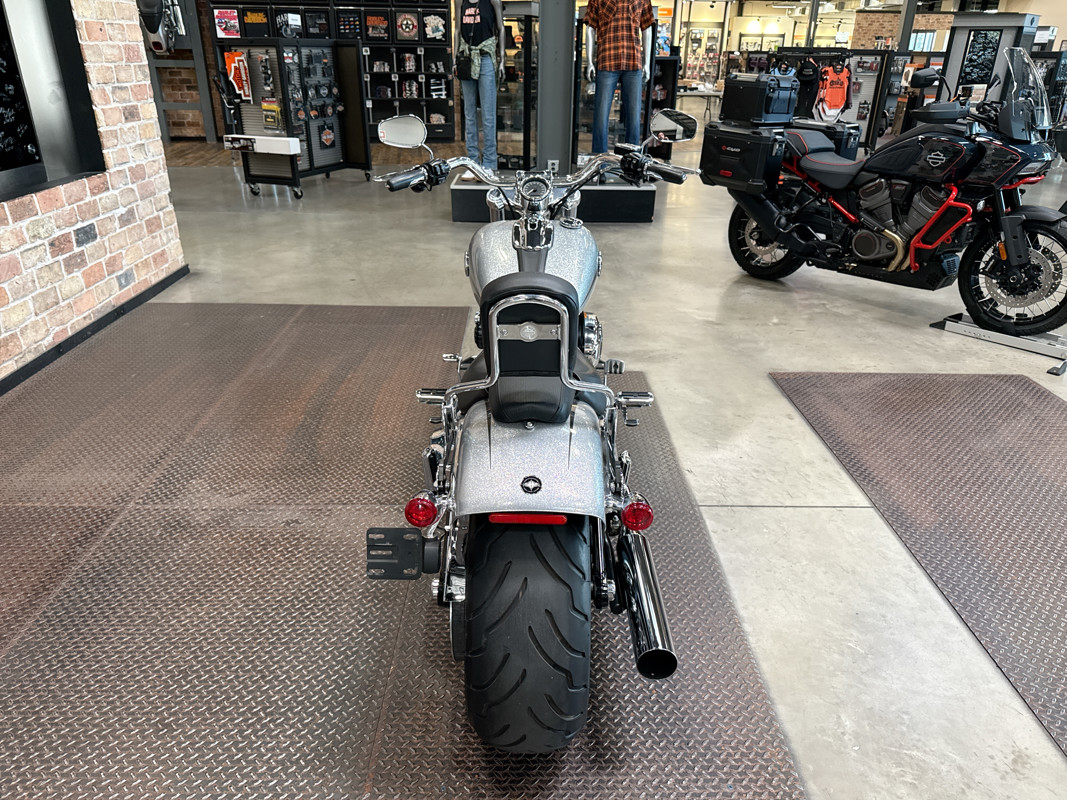 Softail® Breakout®