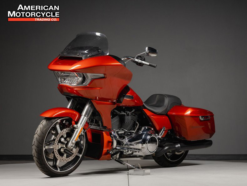 Road Glide®