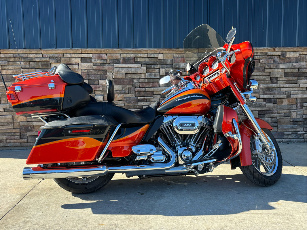 CVO® Ultra Classic® Electra Glide®