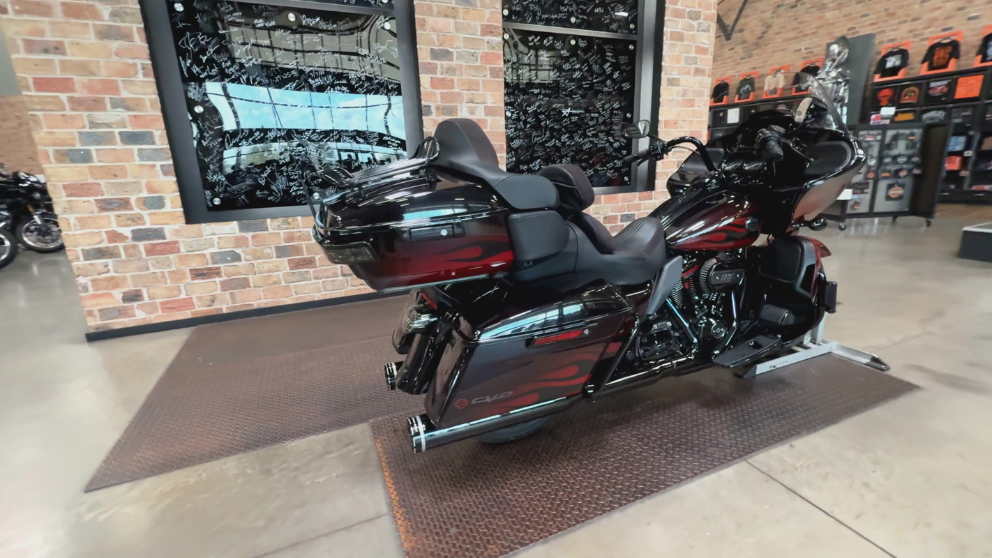 CVO® Road Glide®