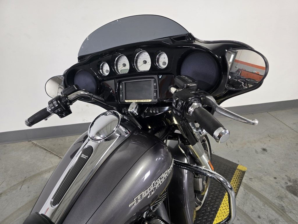 Street Glide® Special