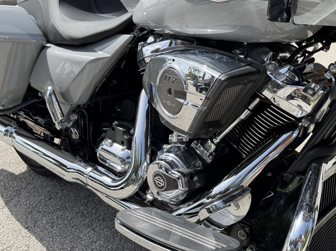 Road Glide®