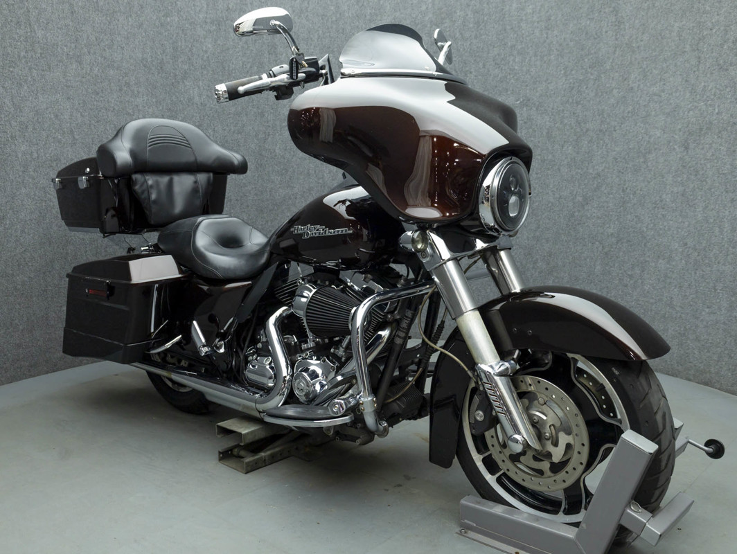 Street Glide®