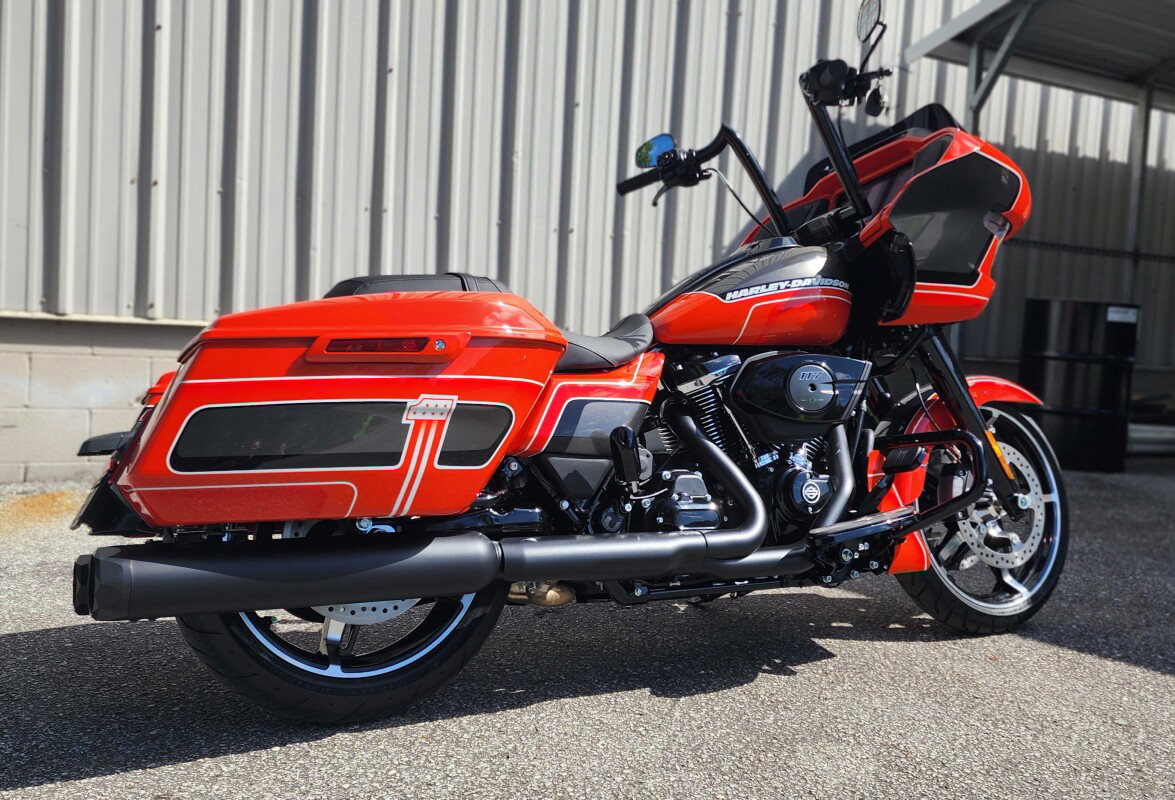 Road Glide®
