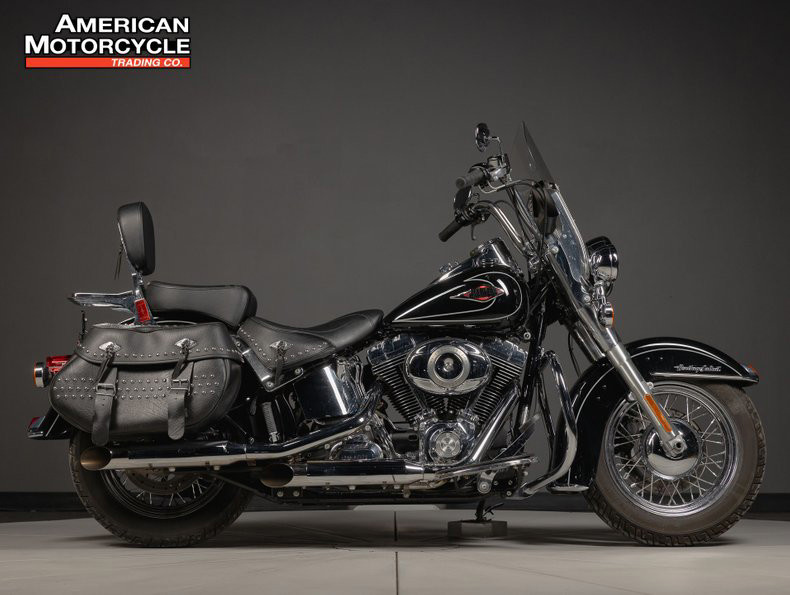Stunning 2010 Heritage Softail Value Pictures