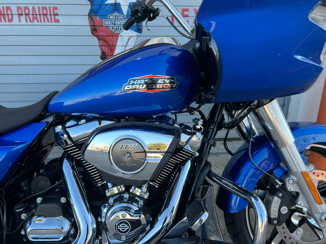 Road Glide®