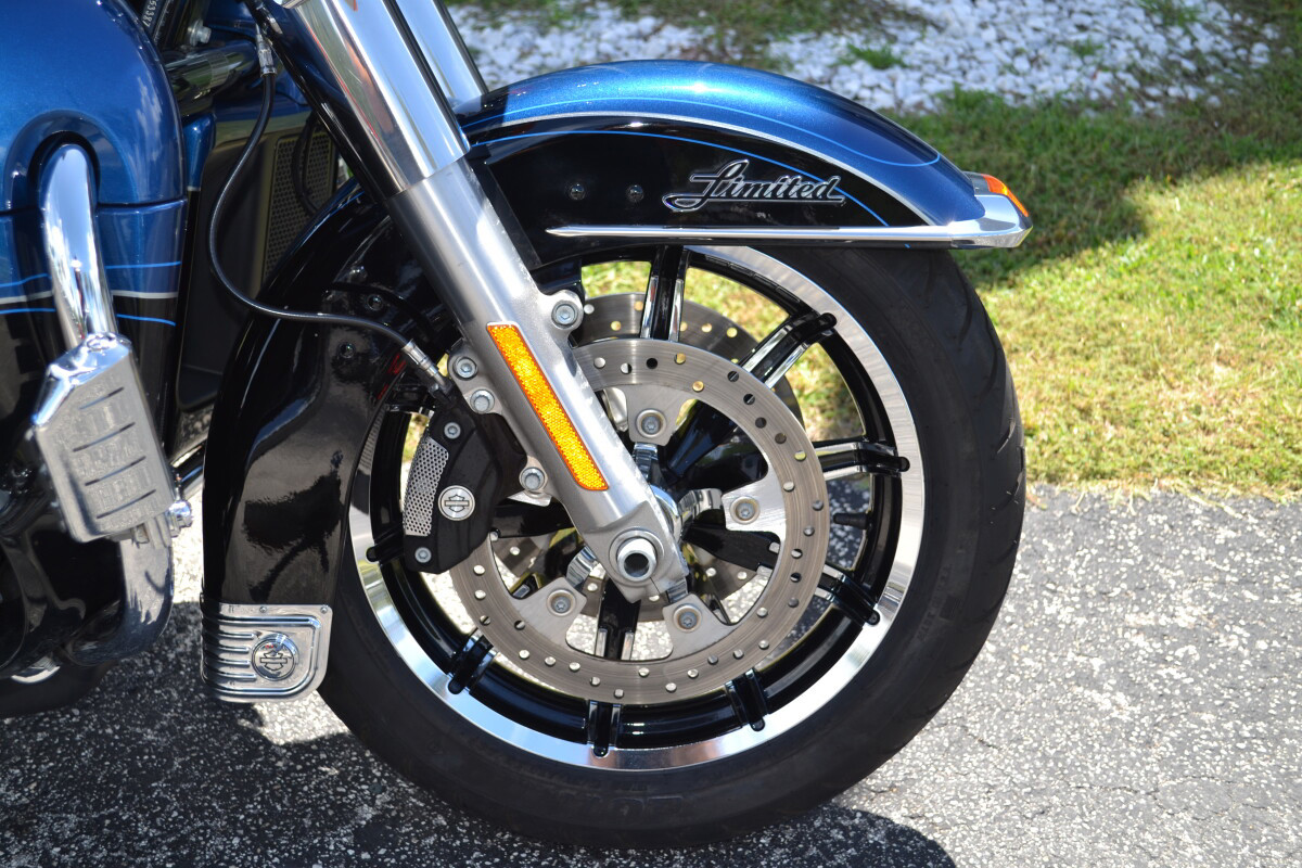 Electra Glide® Ultra® Limited 115th Anniversary