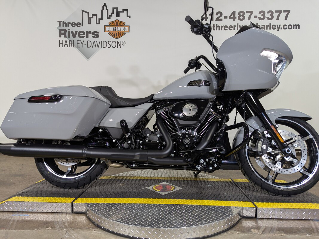 Road Glide®