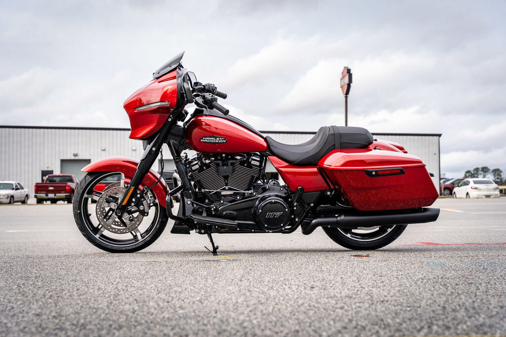 Street Glide®