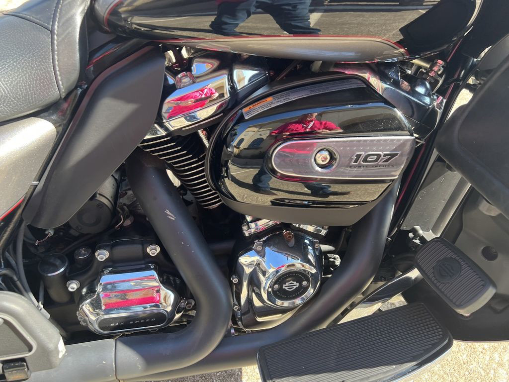 Road Glide® Ultra