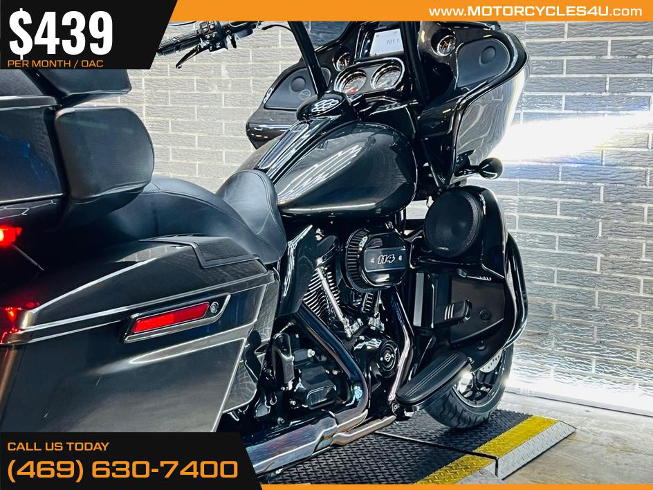 Road Glide®