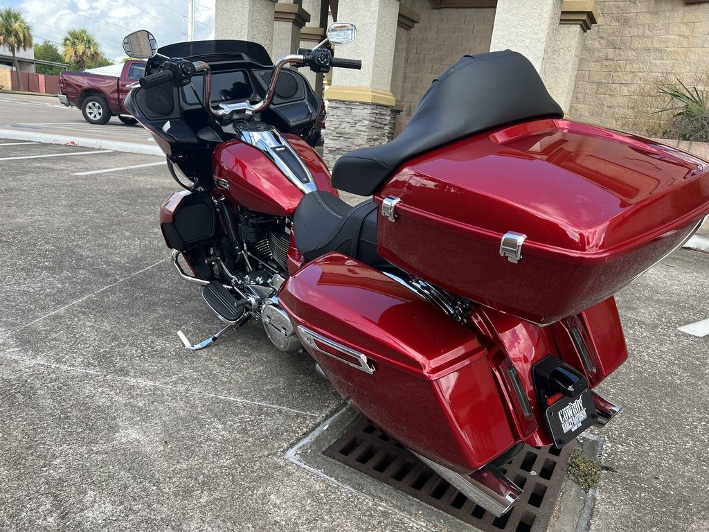 Road Glide®