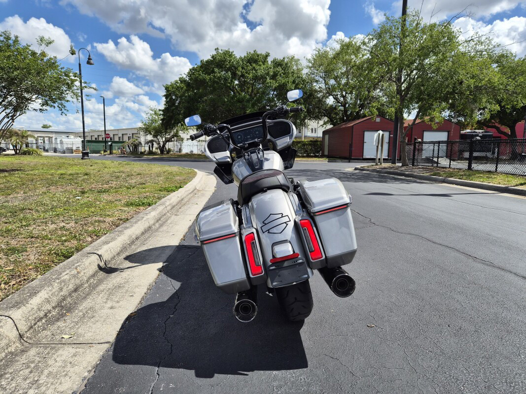 CVO® Road Glide®