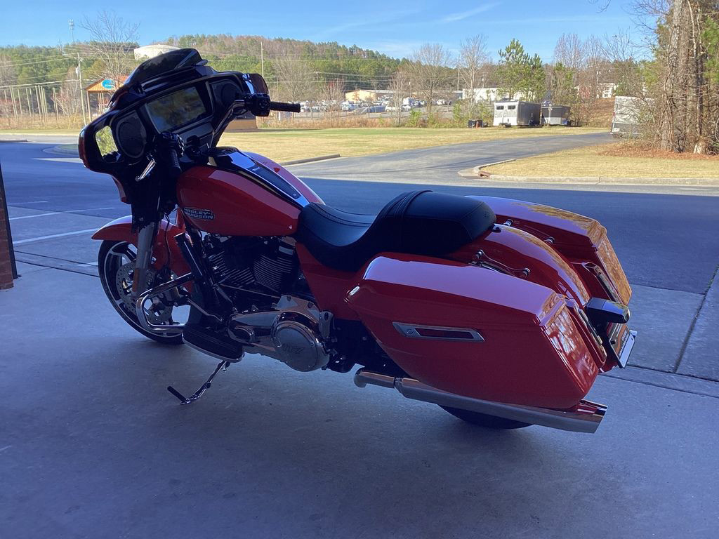 Street Glide®