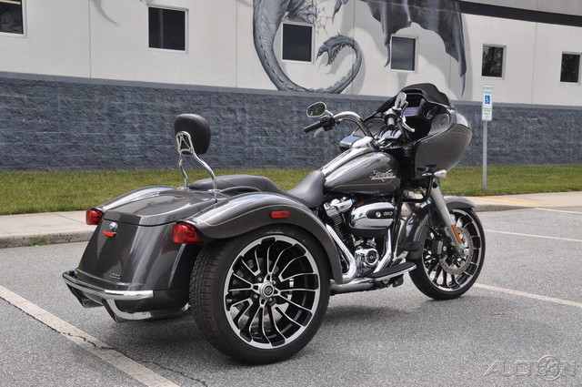 Road Glide® 3