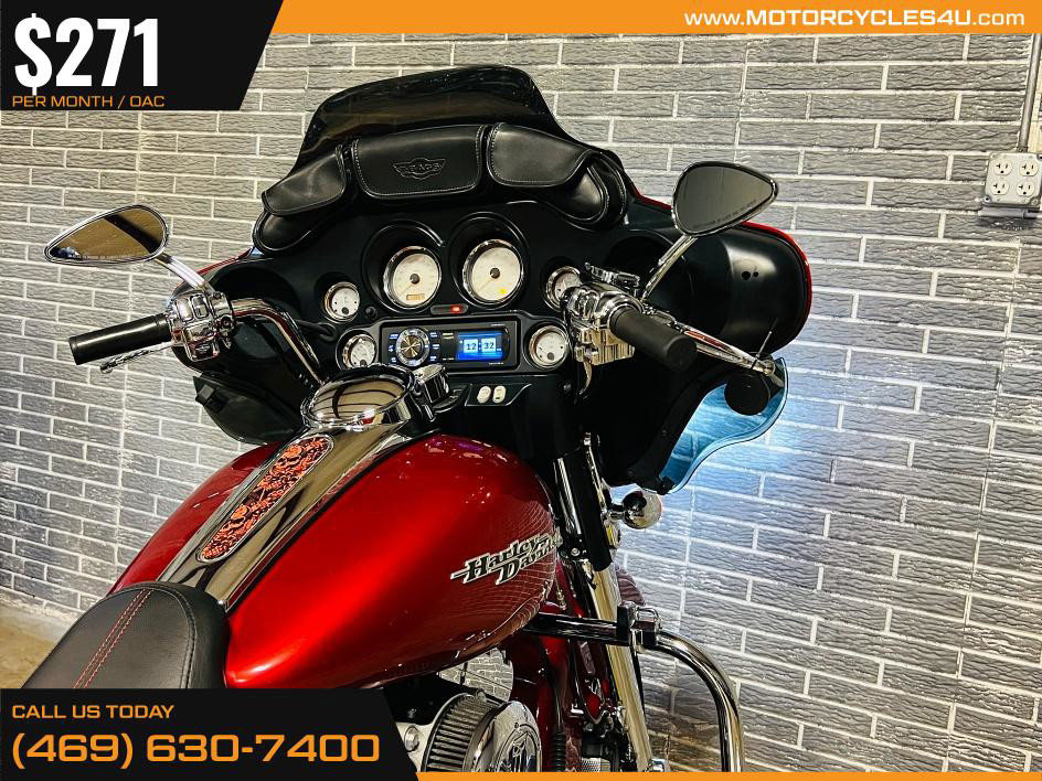 Street Glide®