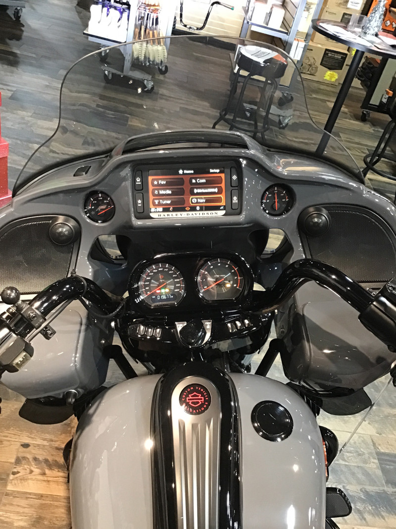 CVO® Road Glide®