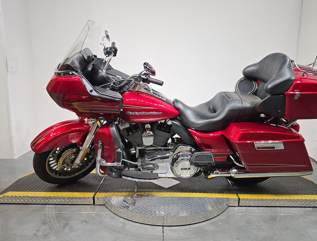 Road Glide® Ultra