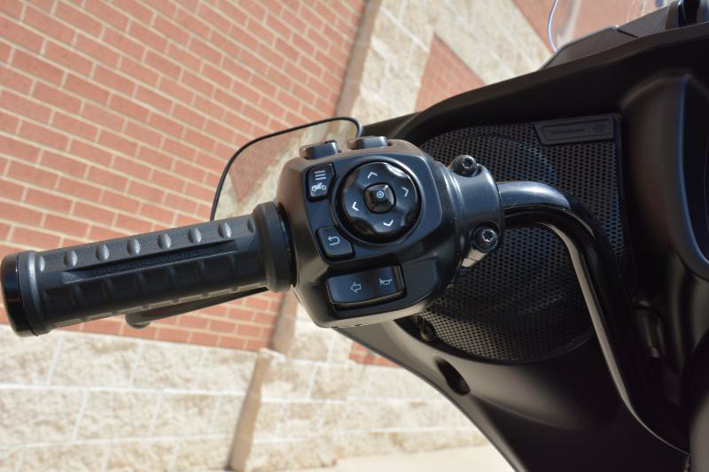 Street Glide® Ultra