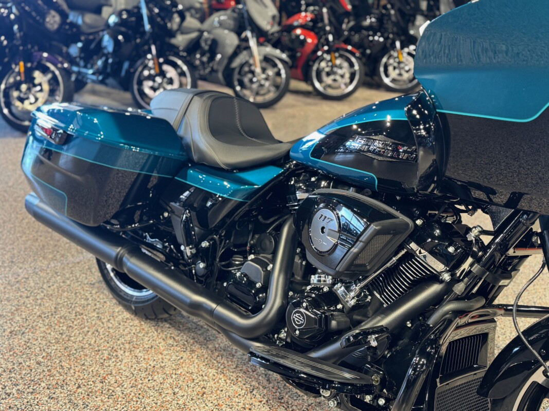 Road Glide®