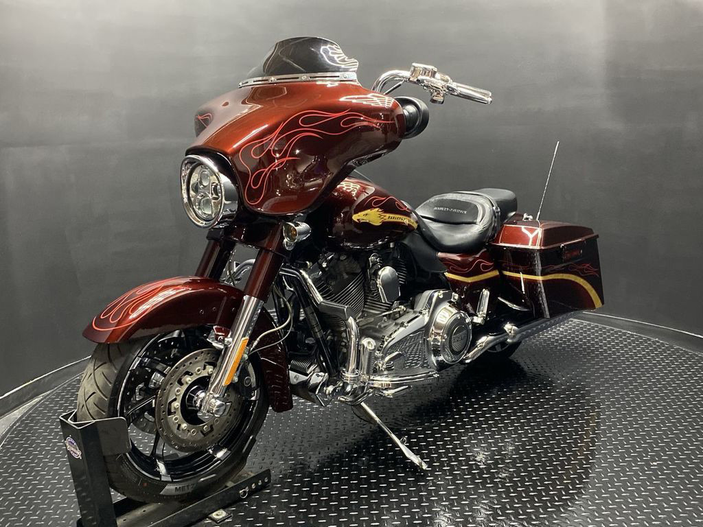 CVO™ Street Glide®
