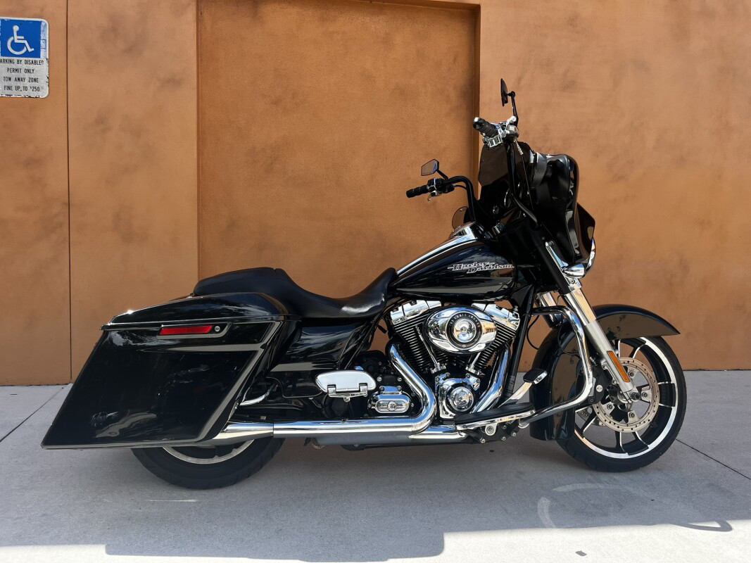 Street Glide®
