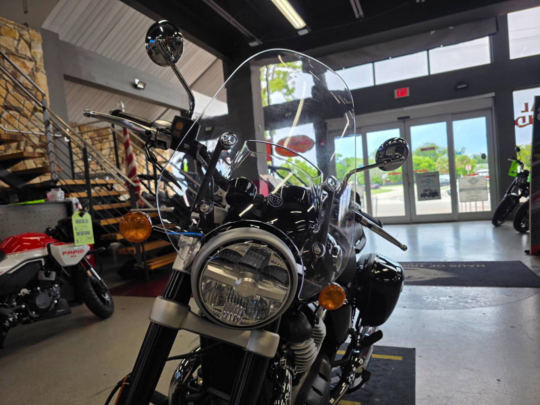 Super Meteor 650