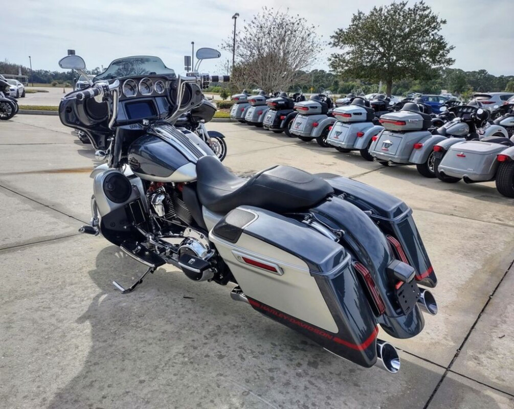 CVO® Street Glide®