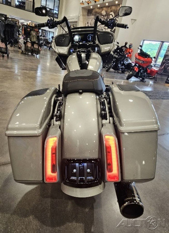 CVO® Road Glide®
