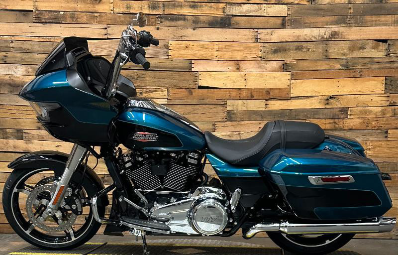 Road Glide®