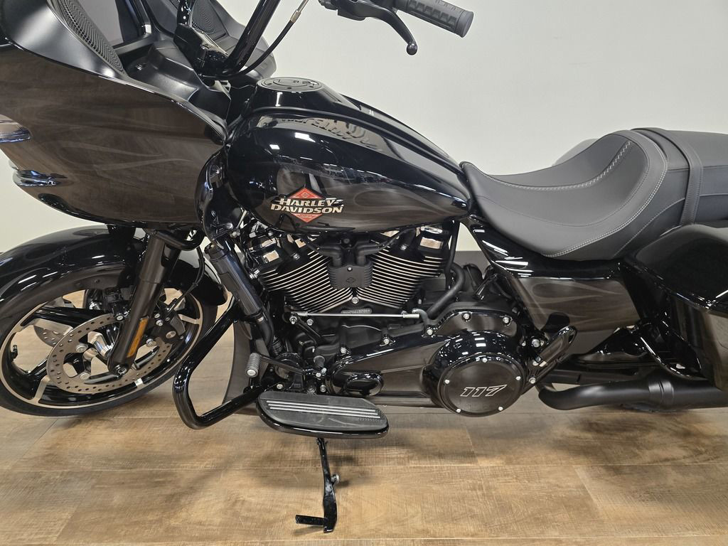 Road Glide®
