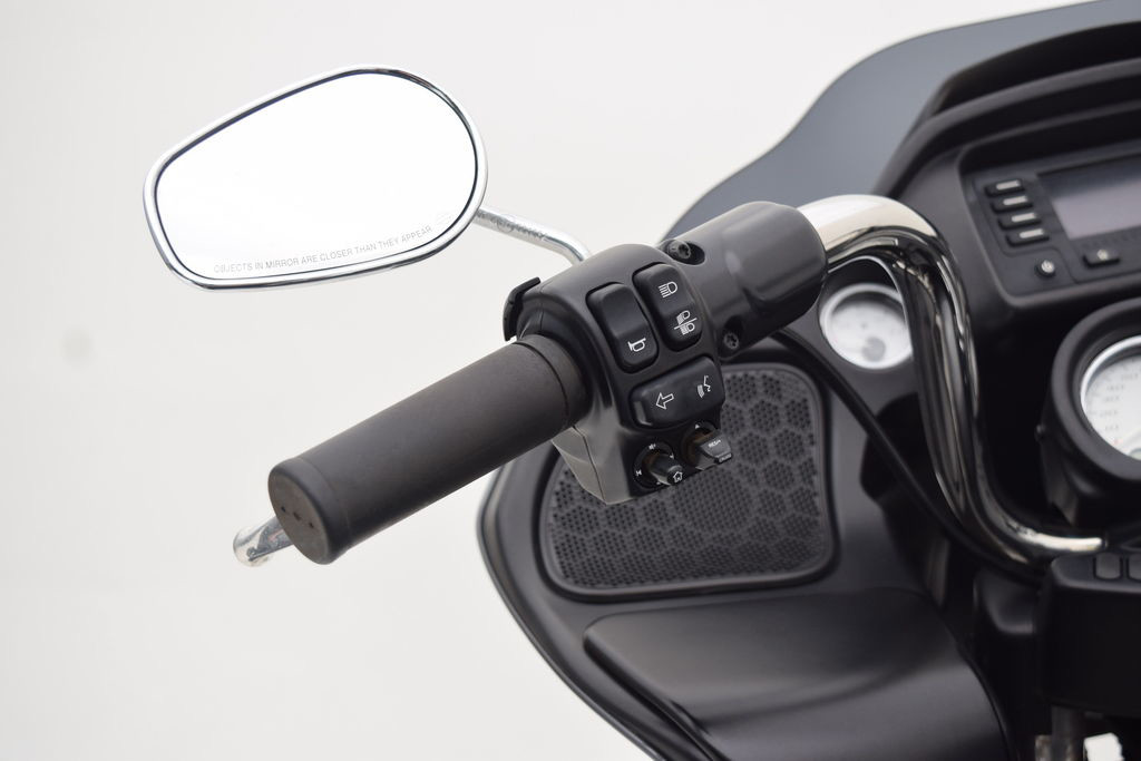 Road Glide®