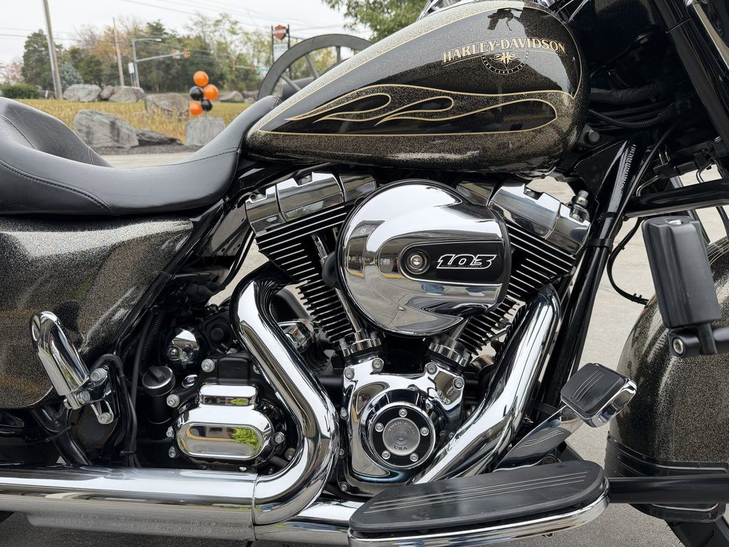 Street Glide®
