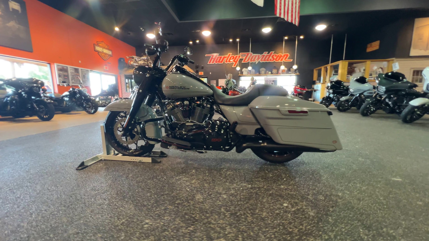 Road King® Special