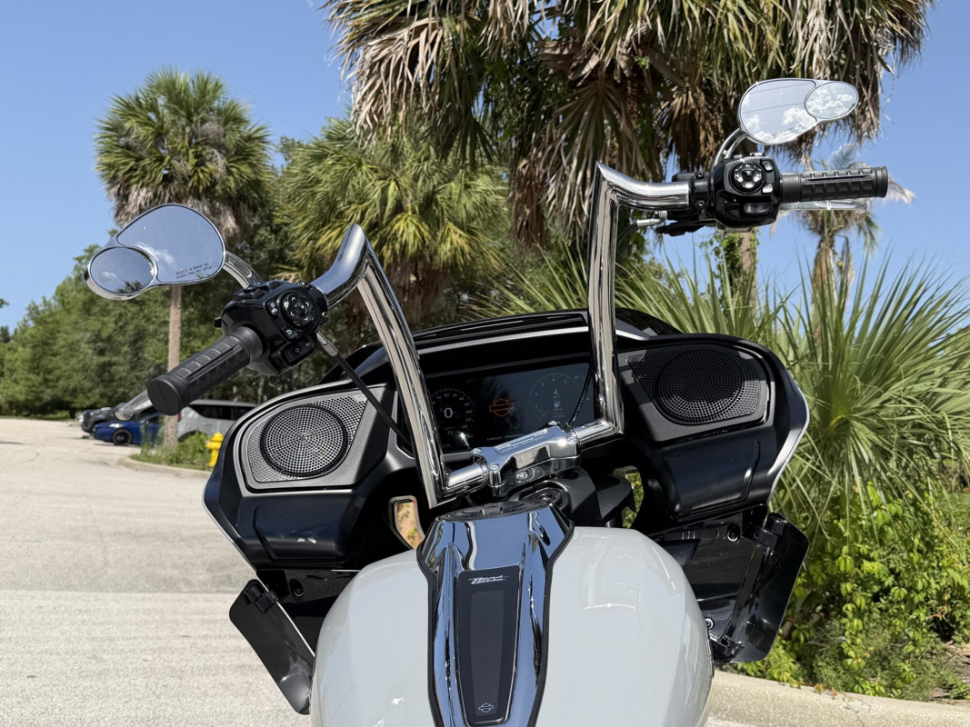 Road Glide®